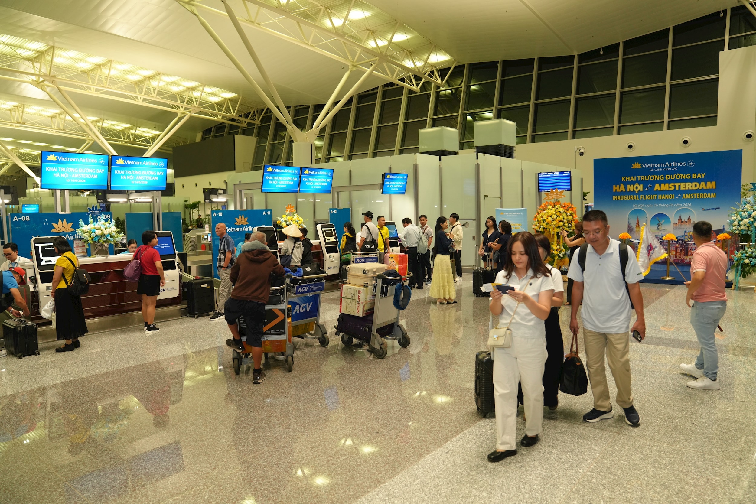 Vietnam Airlines chính thức khai thác đường bay thẳng Hà Nội - Amsterdam