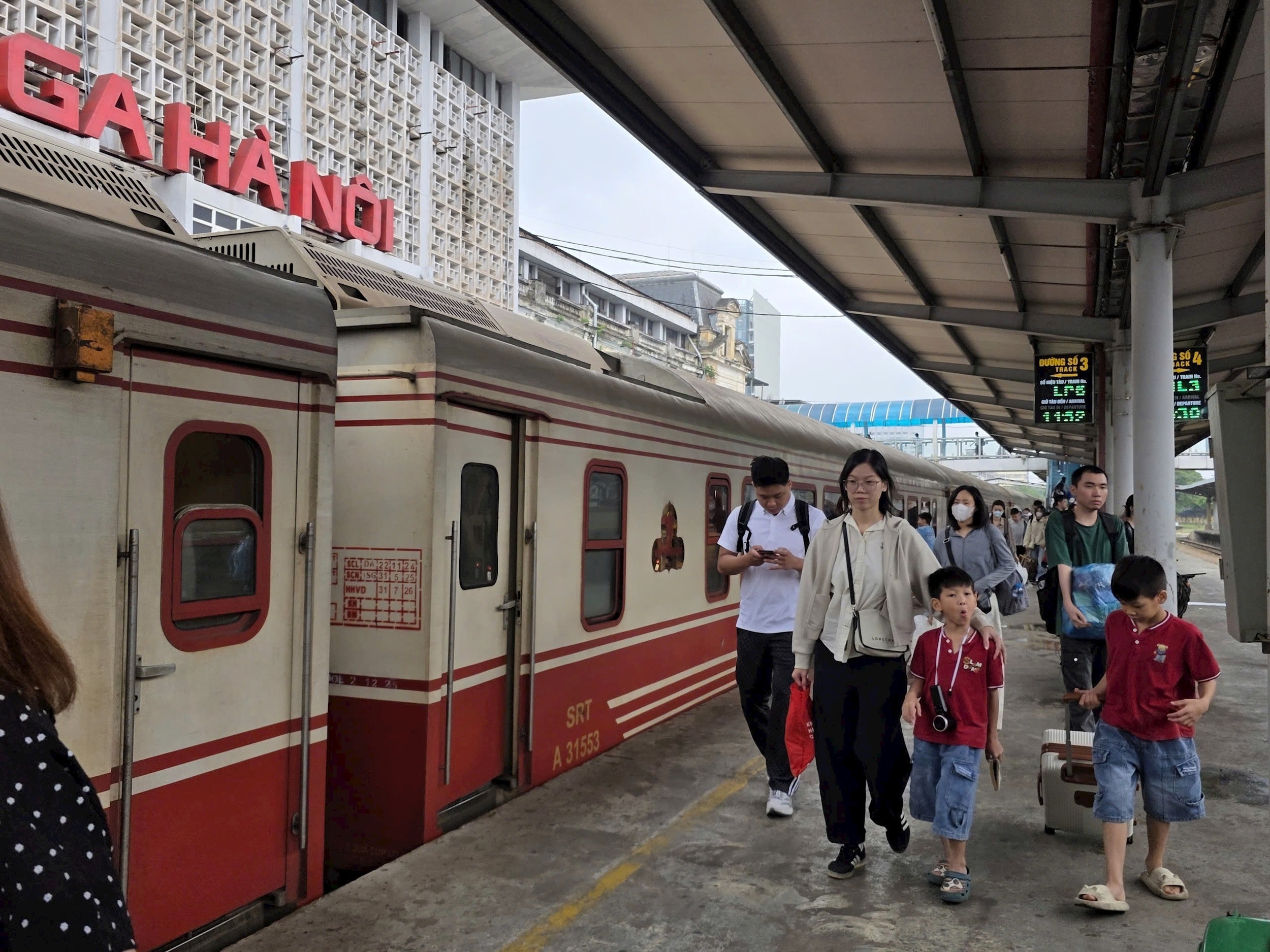 Chính phủ yêu cầu đánh giá kỹ lưỡng việc di dời ga Hà Nội về Ngọc Hồi