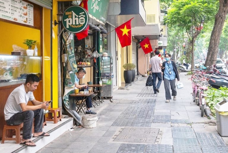 Đề nghị Hà Nội bổ sung trách nhiệm giám sát khi thí điểm khai thác vỉa hè