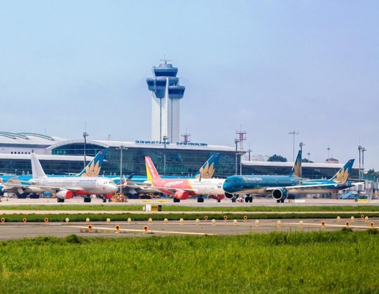 Sân bay Tân Sơn Nhất dự kiến phục vụ hơn 700 chuyến bay mỗi ngày dịp cao điểm hè 2026