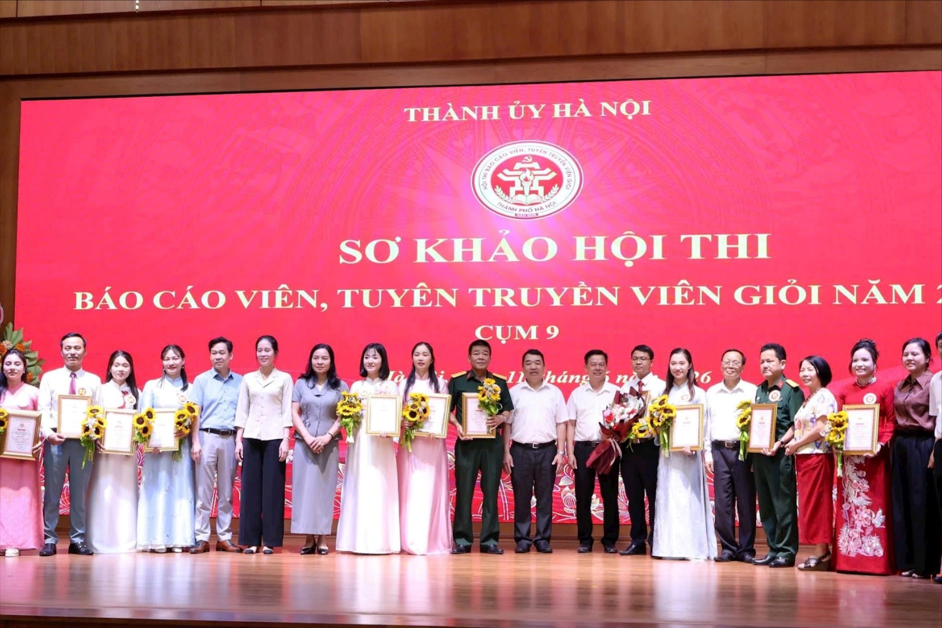 12 báo cáo viên, tuyên truyền viên tranh tài, lan tỏa khát vọng phát triển Thủ đô